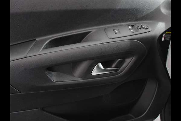 Opel Combo 1.5 BlueHDi 130 PK L2 | Apple Carplay / Android Auto | Navigatie | Trekhaak | Airco | Camera | Cruise Control | Parkeersensoren V+A | DAB