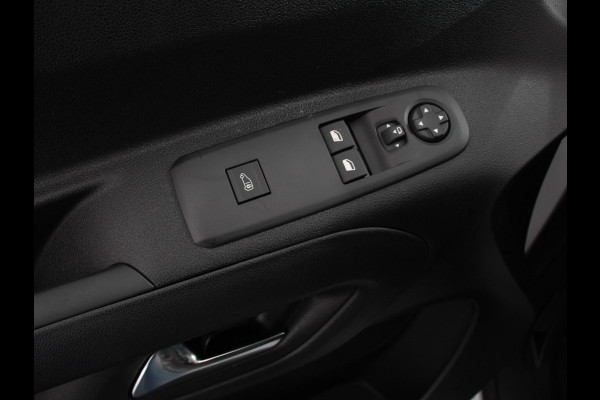 Opel Combo 1.5 BlueHDi 130 PK L2 | Apple Carplay / Android Auto | Navigatie | Trekhaak | Airco | Camera | Cruise Control | Parkeersensoren V+A | DAB