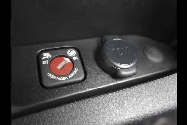 Opel Vivaro L2H1 Edition 145PK Automaat Airco Navigatie Bluetooth