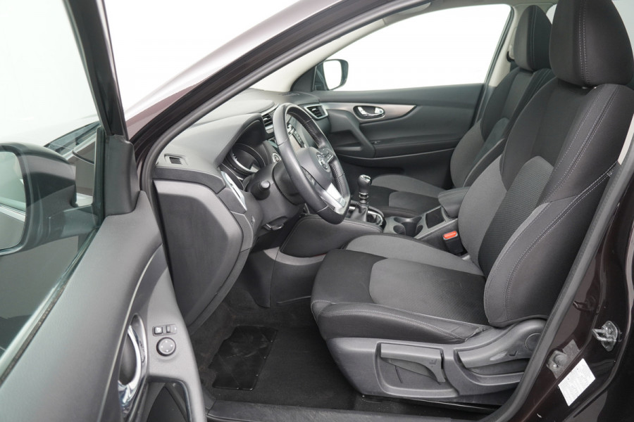 Nissan QASHQAI BWJ 2019 | N-Connecta | NWE APK | PANO DAK | CLIMA | 18'' LMV | NAVI | CAMERA
