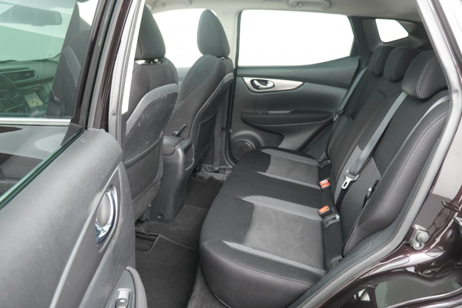 Nissan QASHQAI BWJ 2019 | N-Connecta | NWE APK | PANO DAK | CLIMA | 18'' LMV | NAVI | CAMERA