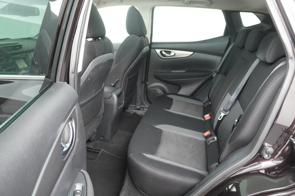 Nissan QASHQAI BWJ 2019 | N-Connecta | NWE APK | PANO DAK | CLIMA | 18'' LMV | NAVI | CAMERA