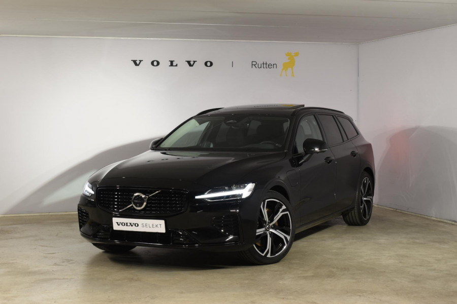 Volvo V60 T6 350PK Automaat Plug-in hybrid AWD Ultra Dark / Adaptieve Cruisecontrol / Panoramadak / Stoelverwarming v+a / Stuurverwarming / 360 Camera / Elektrische Stoelen / Head-up Display / 19"