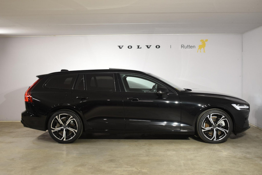 Volvo V60 T6 350PK Automaat Plug-in hybrid AWD Ultra Dark / Adaptieve Cruisecontrol / Panoramadak / Stoelverwarming v+a / Stuurverwarming / 360 Camera / Elektrische Stoelen / Head-up Display / 19"