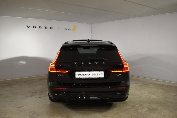 Volvo V60 T6 350PK Automaat Plug-in hybrid AWD Ultra Dark / Adaptieve Cruisecontrol / Panoramadak / Stoelverwarming v+a / Stuurverwarming / 360 Camera / Elektrische Stoelen / Head-up Display / 19"