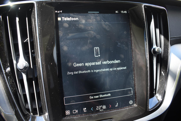 Volvo V60 T6 350PK Automaat Plug-in hybrid AWD Ultra Dark / Adaptieve Cruisecontrol / Panoramadak / Stoelverwarming v+a / Stuurverwarming / 360 Camera / Elektrische Stoelen / Head-up Display / 19"