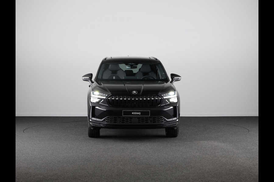 Škoda Kodiaq Sportline Business 1.5 TSI PHEV 204pk | Panoramadak | Trekhaak | 20 inch | 360° camera | Canton Sound System