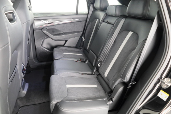 Škoda Kodiaq Sportline Business 1.5 TSI PHEV 204pk | Panoramadak | Trekhaak | 20 inch | 360° camera | Canton Sound System