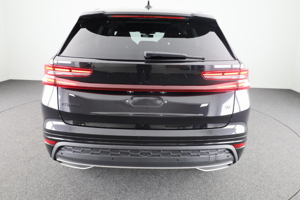 Škoda Kodiaq Sportline Business 1.5 TSI PHEV 204pk | Panoramadak | Trekhaak | 20 inch | 360° camera | Canton Sound System