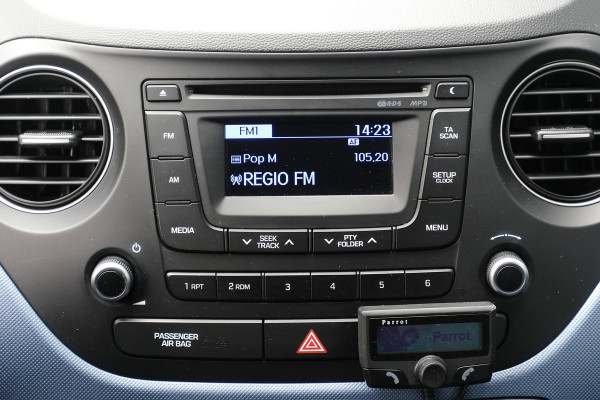 Hyundai i10 BWJ 2017 | 1.0i 66PK i-Motion Comfort | CLIMA | CRUISE | RADIO/CD | EL RAMEN | EL SPIEGELS |
