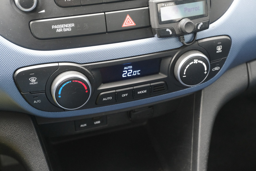 Hyundai i10 BWJ 2017 | 1.0i 66PK i-Motion Comfort | CLIMA | CRUISE | RADIO/CD | EL RAMEN | EL SPIEGELS |