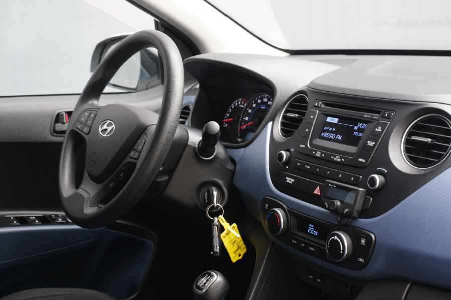 Hyundai i10 BWJ 2017 | 1.0i 66PK i-Motion Comfort | CLIMA | CRUISE | RADIO/CD | EL RAMEN | EL SPIEGELS |