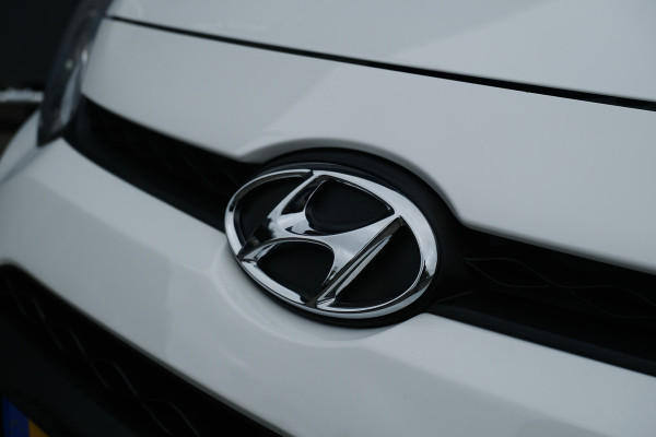 Hyundai i10 BWJ 2017 | 1.0i 66PK i-Motion Comfort | CLIMA | CRUISE | RADIO/CD | EL RAMEN | EL SPIEGELS |