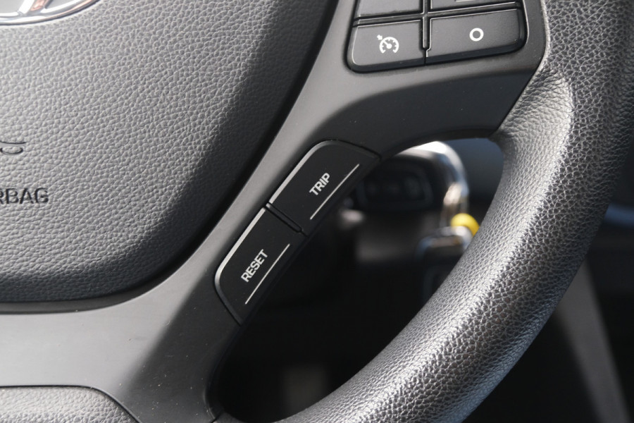 Hyundai i10 BWJ 2017 | 1.0i 66PK i-Motion Comfort | CLIMA | CRUISE | RADIO/CD | EL RAMEN | EL SPIEGELS |