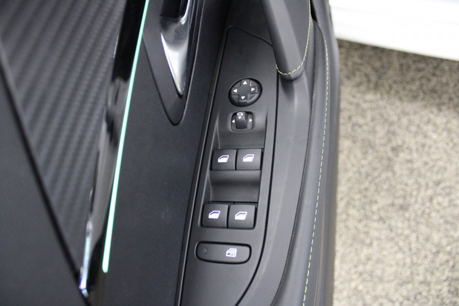 Peugeot 208 1.2 PureTech 100 GT