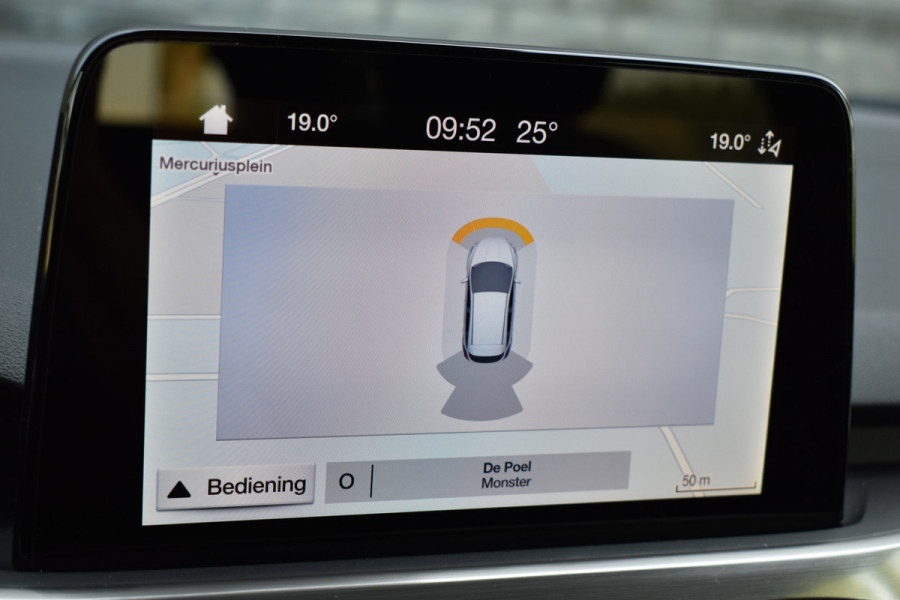 Ford FOCUS Wagon 1.0 EcoBoost Titanium Business Trekhaak Navigatie stuur/voorruit verwarming
