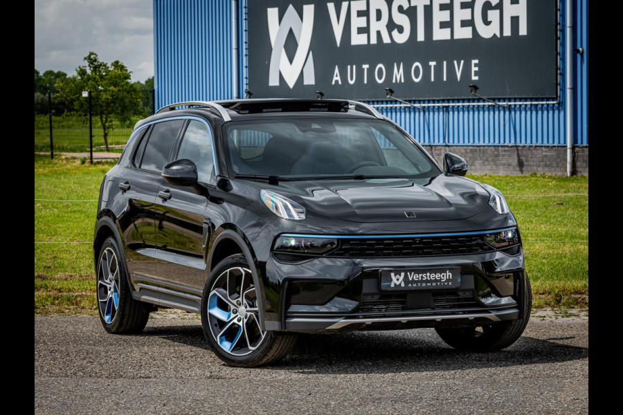 Lynk & Co 01 1.5 Plug-In Hybrid 262pk 360 Camera|Zwarte Hemel|Panoramadak