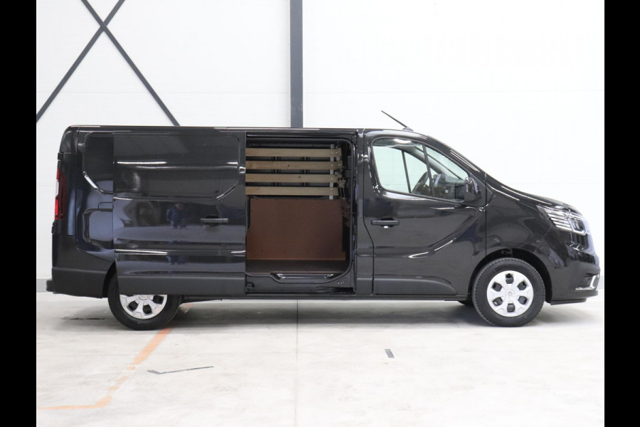 Renault Trafic 2.0 Blue dCi 150PK T30 L2H1 Advance Automaat Renault Trafic 2.0 Blue dCi 150PK T30 L2H1 Advance Airco Bluetooth Cruise PDC Trekhaak