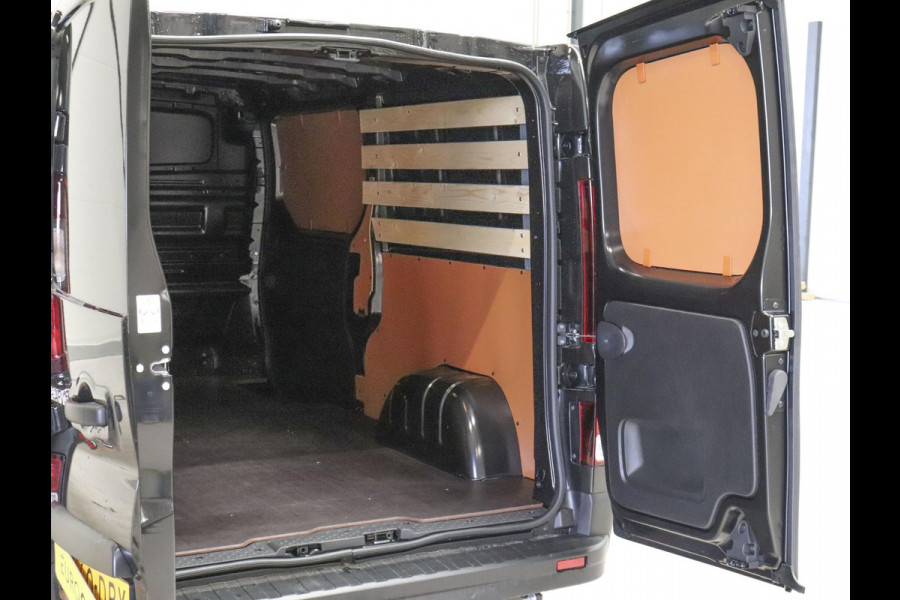Renault Trafic 2.0 Blue dCi 150PK T30 L2H1 Advance Automaat Renault Trafic 2.0 Blue dCi 150PK T30 L2H1 Advance Airco Bluetooth Cruise PDC Trekhaak