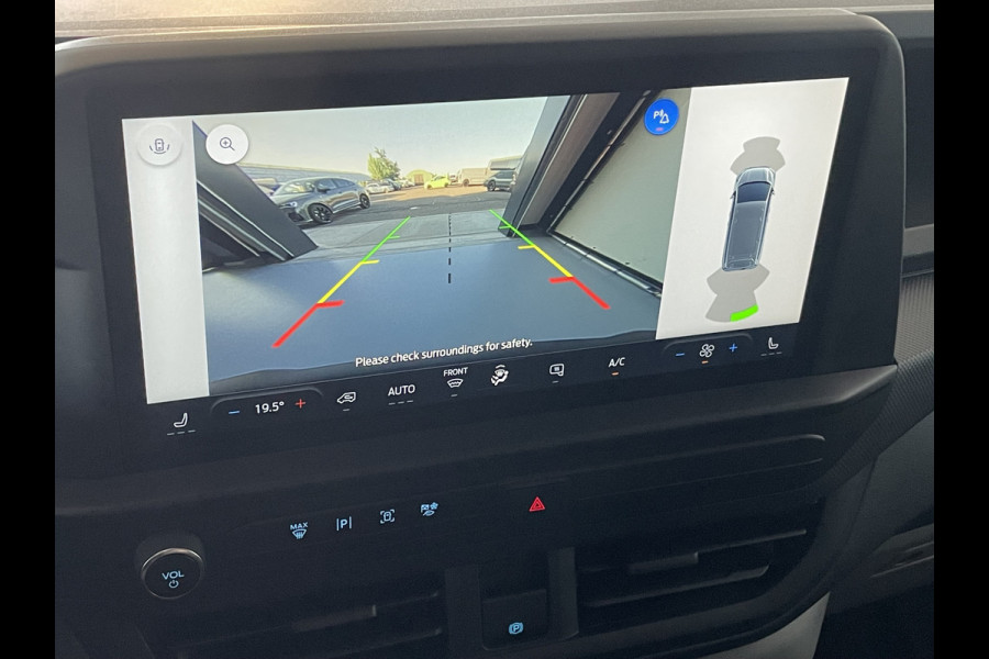 Ford Transit Custom 320 2.0 TDCI L2H1 Camera / Apple Carplay / Led