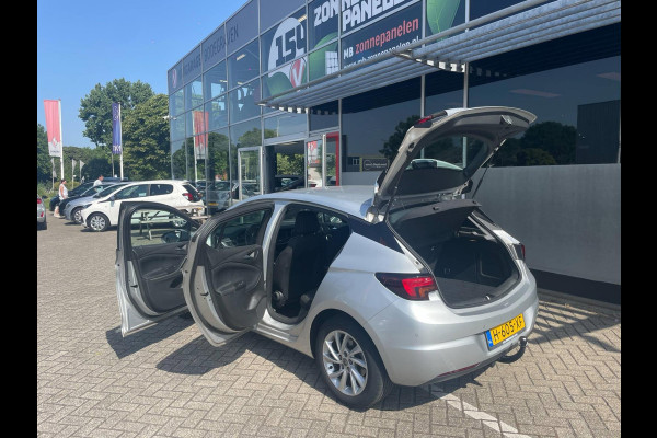 Opel Astra 1.2 Edition / camera / navigatie / trekhaak