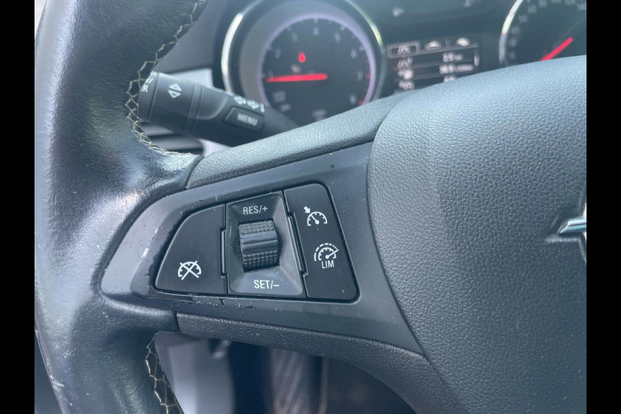 Opel Astra 1.2 Edition / camera / navigatie / trekhaak