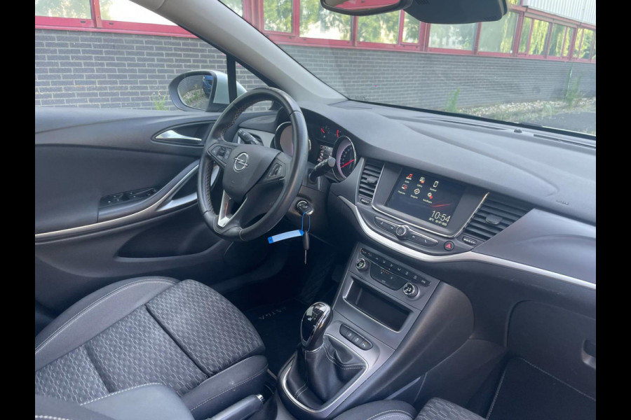Opel Astra 1.2 Edition / camera / navigatie / trekhaak