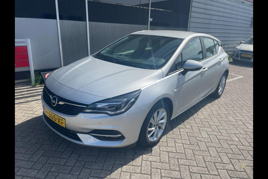 Opel Astra 1.2 Edition / camera / navigatie / trekhaak