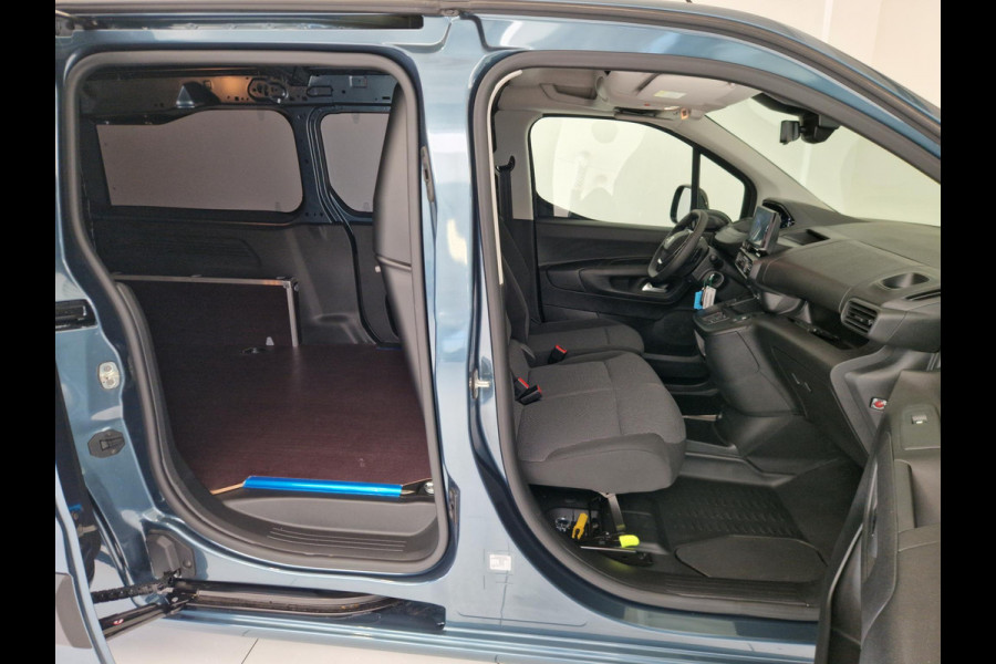 Peugeot e-Partner L2 50 kWh | 8 jaar garantie | Pakket Comfort Connect | Pakket Drive Assist | betimmering |  velgen | Climate Control