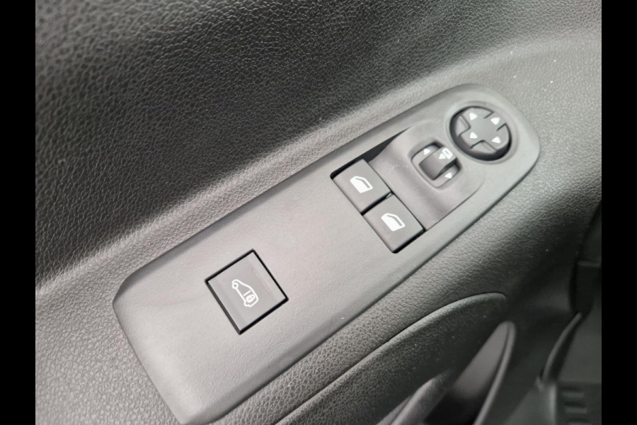 Peugeot e-Partner L2 50 kWh | 8 jaar garantie | Pakket Comfort Connect | Pakket Drive Assist | betimmering |  velgen | Climate Control