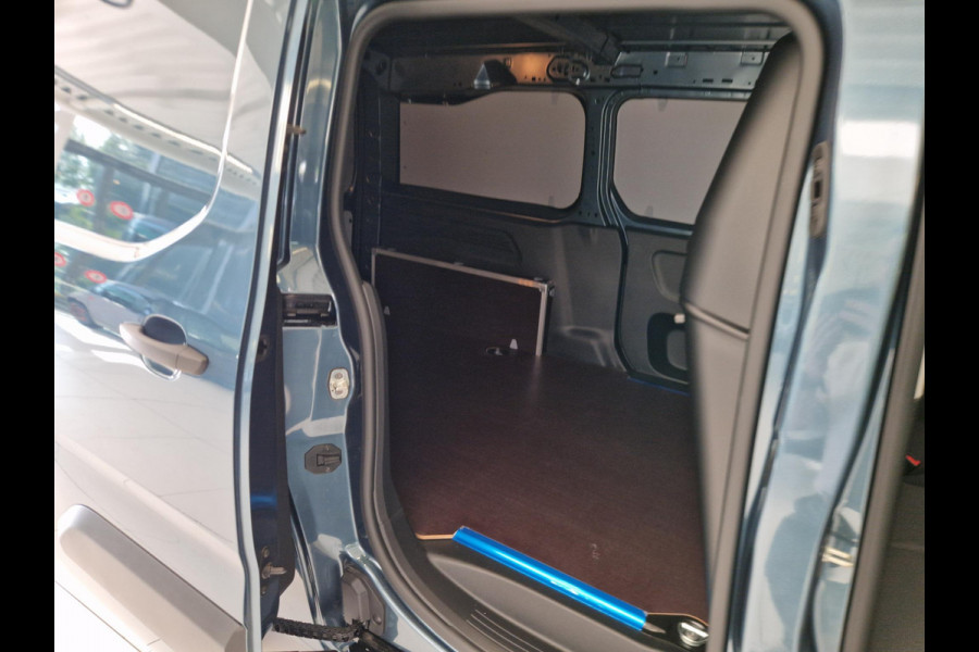 Peugeot e-Partner L2 50 kWh | 0% rente | 8 jaar garantie | Pakket Comfort Connect | Pakket Drive Assist | betimmering |  velgen | Climate Control