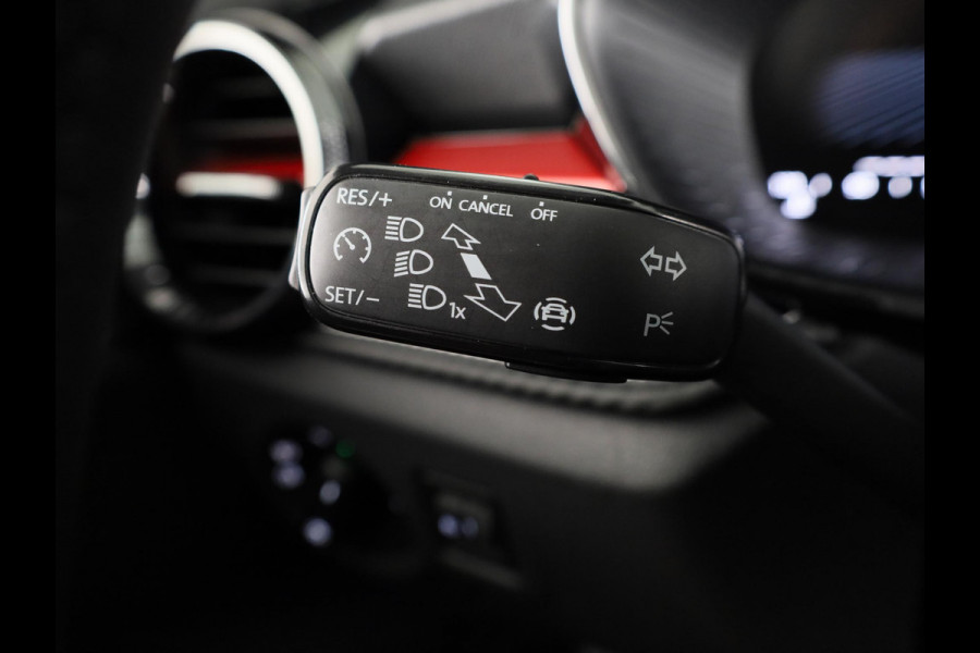 Škoda Fabia 1.0 TSI Monte Carlo 115 pk Automaat (DSG) | Verlengde garantie | Navigatie via App | Parkeersensoren | Achteruitrijcamera | Stoelverwarming | Apple Carplay/Android Auto |