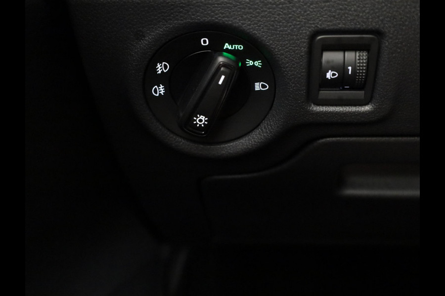 Škoda Fabia 1.0 TSI Monte Carlo 115 pk Automaat (DSG) | Verlengde garantie | Navigatie via App | Parkeersensoren | Achteruitrijcamera | Stoelverwarming | Apple Carplay/Android Auto |