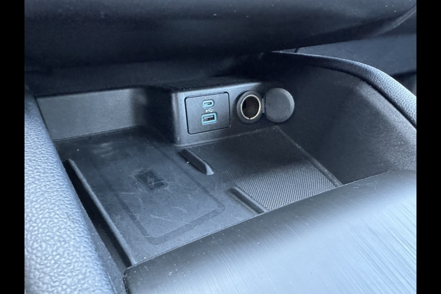 Ford Kuga 2.5 PHEV TITANIUM, DRIVER ASIST. PACK, WINTER PAKKET.