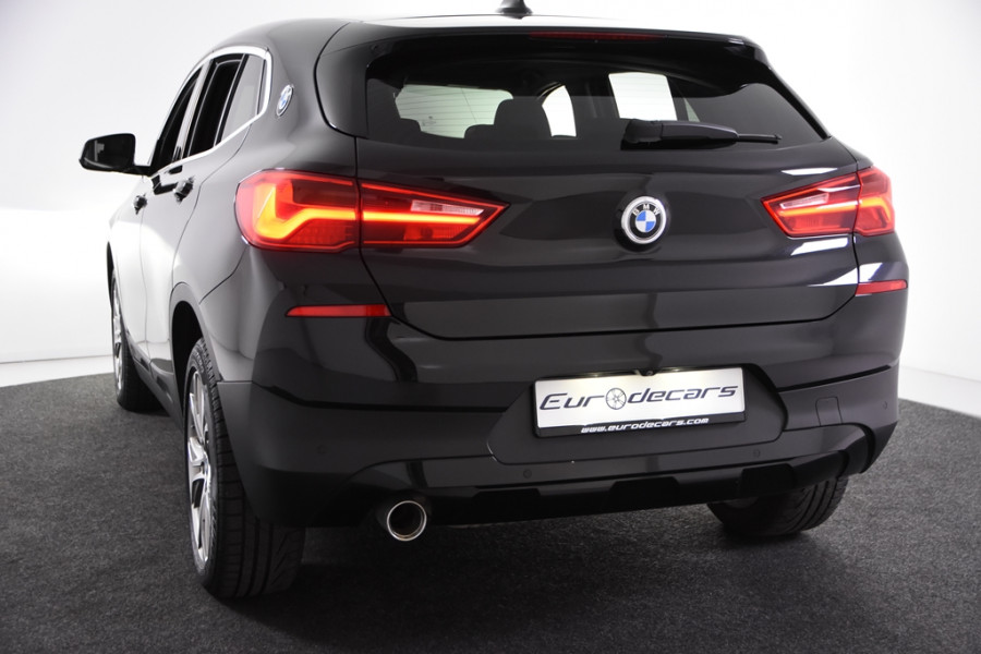 BMW X2 sDrive18i Sport-Line *1ste Eigenaar*Panoramadak*Navigatie*
