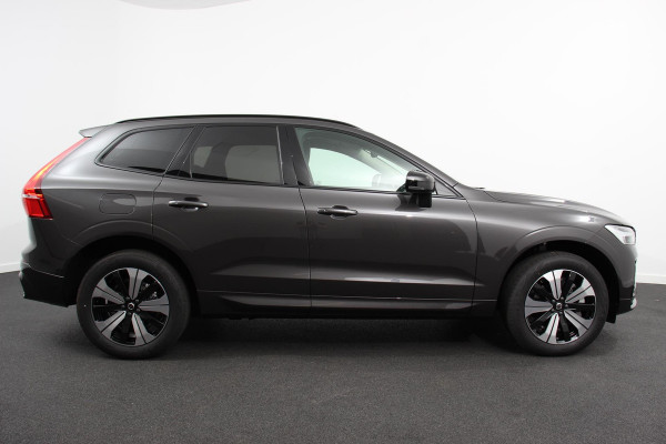 Volvo XC60 2.0 T6 Plug-in hybrid AWD Plus Dark Volvo XC60 2.0 Recharge T6 AWD Plus Dark | Leder | Navigatie | Google | Harman Kardon | Panorama dak | Lichtmetalen Velgen 19" | Dab | Stoelverwarming | Camera | Led