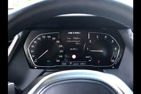 BMW 1-serie M135i xDrive High Executive 306 PK | Alcantara, 18'' M-Velgen, Navi, PDC, Cruise, M-Sport |