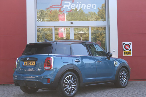 MINI Countryman 2.0 Cooper S E 220PK AUTOMAAT ALL4 JCW | JOHN COOPER WORKS INTERIEUR | COMFORT ACCESS | PANORAMISCH SCHUIF/KANTELDAK | ACHTERUITRIJ CAMERA | PARKEERSENSOREN VOOR EN ACHTER | STOEL VERWARMING | SPORTSTOELEN JOHN COOPER WORKS | ADAPTIEVE LED KOPLAMPEN | ADAPTIVE CRUISE CONTROL | DAB+ RADIO | KARMAN KARDON AUDIO SYSTEM | HEAD UP DISPLAY | NAVIGATIE | DRAADLOZE APPLE CARPLAY | JOHN COOPER WORKS TRIM METALLICM LAK | ALL SEASON BANDEN | DRAADLOZE TELEFOONLADER |