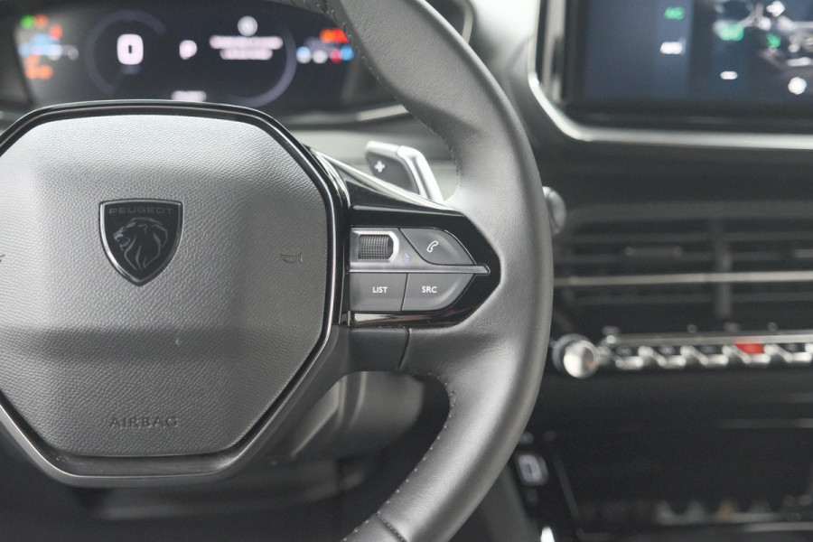 Peugeot 2008 PureTech 130 EAT8 Allure | Camera | Navigatie | Parkeersensoren | Apple Carplay