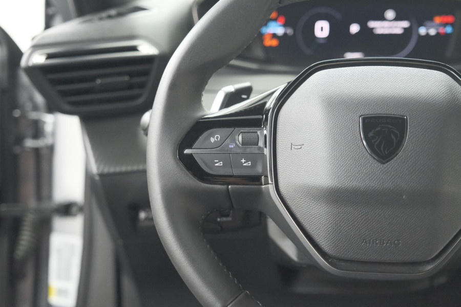 Peugeot 2008 PureTech 130 EAT8 Allure | Camera | Navigatie | Parkeersensoren | Apple Carplay