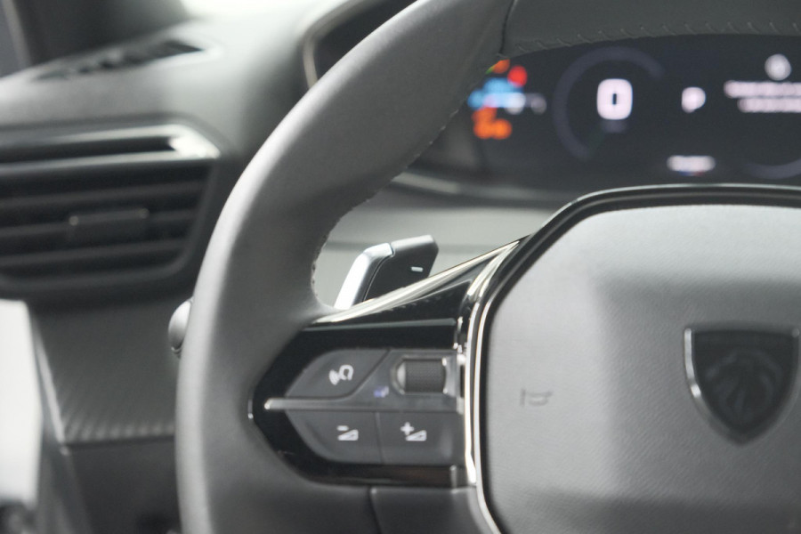 Peugeot 2008 PureTech 130 EAT8 Allure | Camera | Navigatie | Parkeersensoren | Apple Carplay