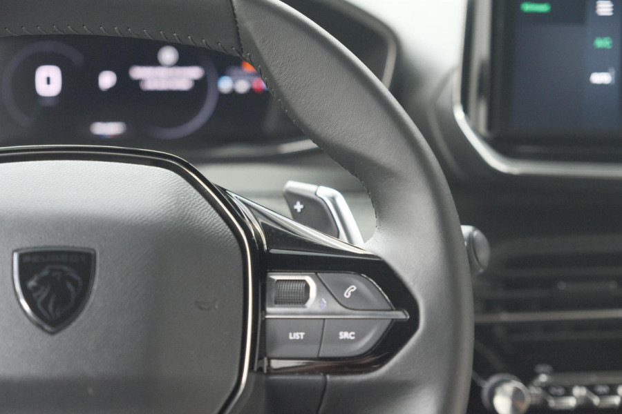 Peugeot 2008 PureTech 130 EAT8 Allure | Camera | Navigatie | Parkeersensoren | Apple Carplay
