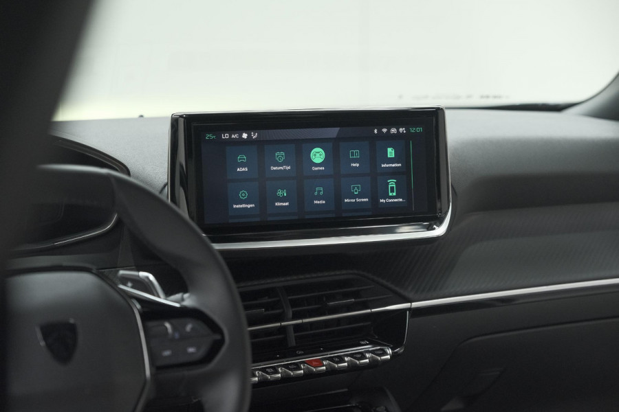 Peugeot 2008 PureTech 130 EAT8 Allure | Camera | Navigatie | Parkeersensoren | Apple Carplay