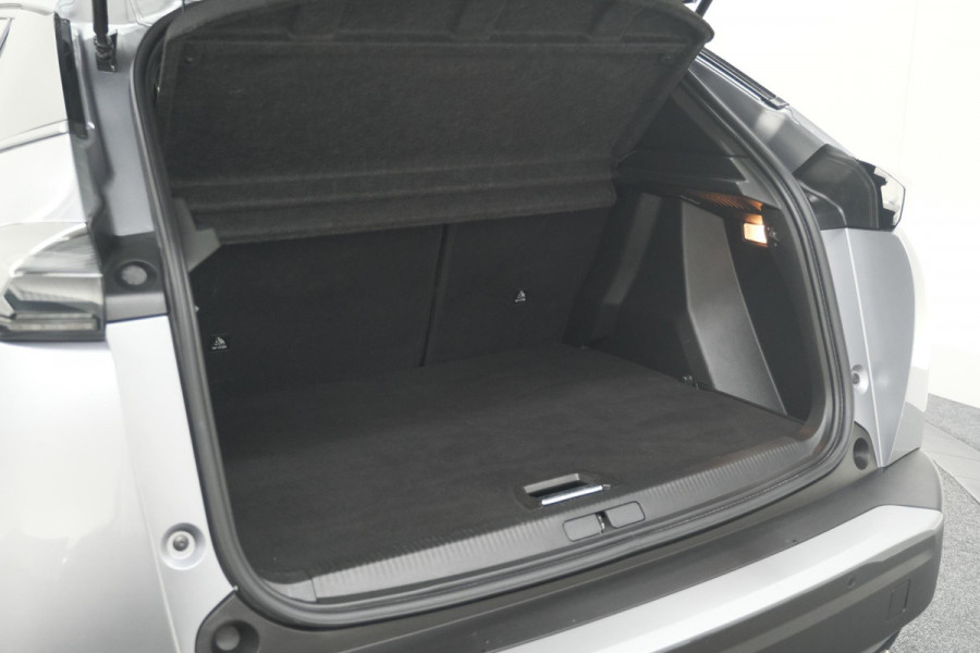 Peugeot 2008 PureTech 130 EAT8 Allure | Camera | Navigatie | Parkeersensoren | Apple Carplay
