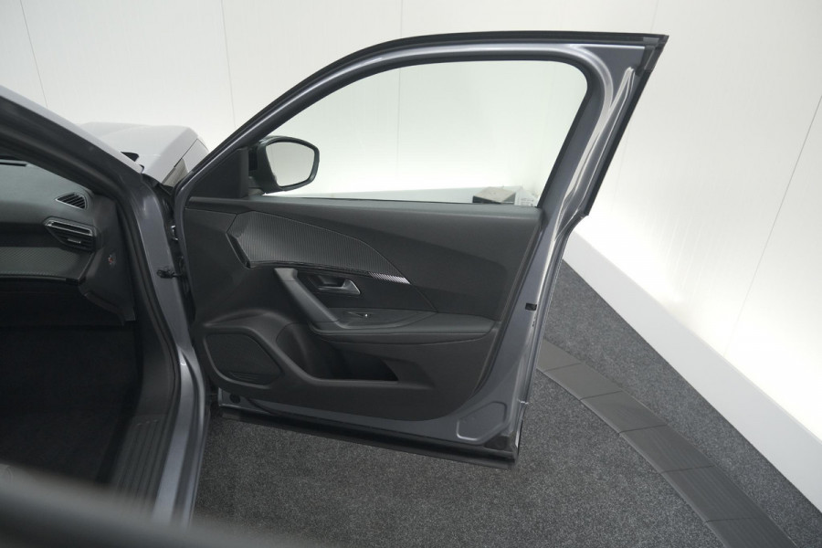 Peugeot 2008 PureTech 130 EAT8 Allure | Camera | Navigatie | Parkeersensoren | Apple Carplay