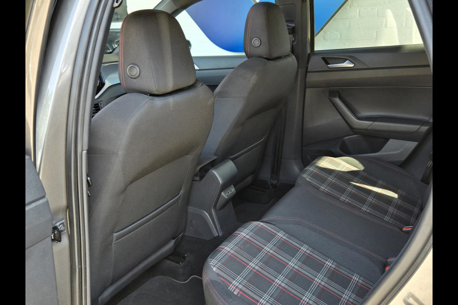 Volkswagen Polo 2.0 TSI GTI | PANORAMA | CAMERA | BEATS | STOELVERWARMING | LED PLUS |
