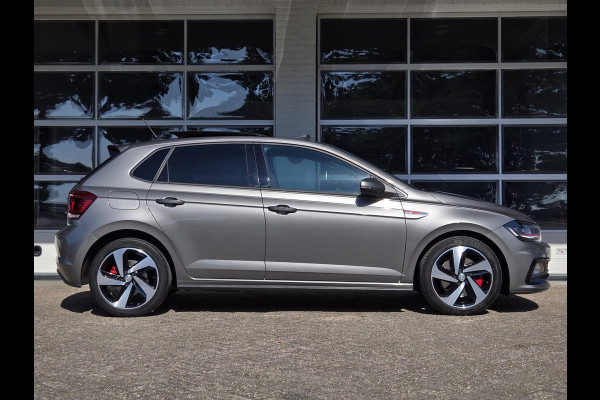 Volkswagen Polo 2.0 TSI GTI | PANORAMA | CAMERA | BEATS | STOELVERWARMING | LED PLUS |