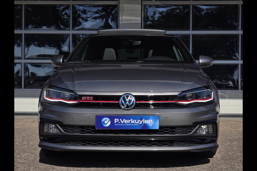 Volkswagen Polo 2.0 TSI GTI | PANORAMA | CAMERA | BEATS | STOELVERWARMING | LED PLUS |