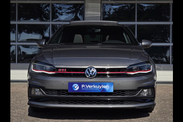 Volkswagen Polo 2.0 TSI GTI | PANORAMA | CAMERA | BEATS | STOELVERWARMING | LED PLUS |
