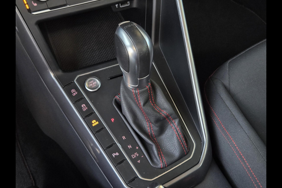 Volkswagen Polo 2.0 TSI GTI | PANORAMA | CAMERA | BEATS | STOELVERWARMING | LED PLUS |
